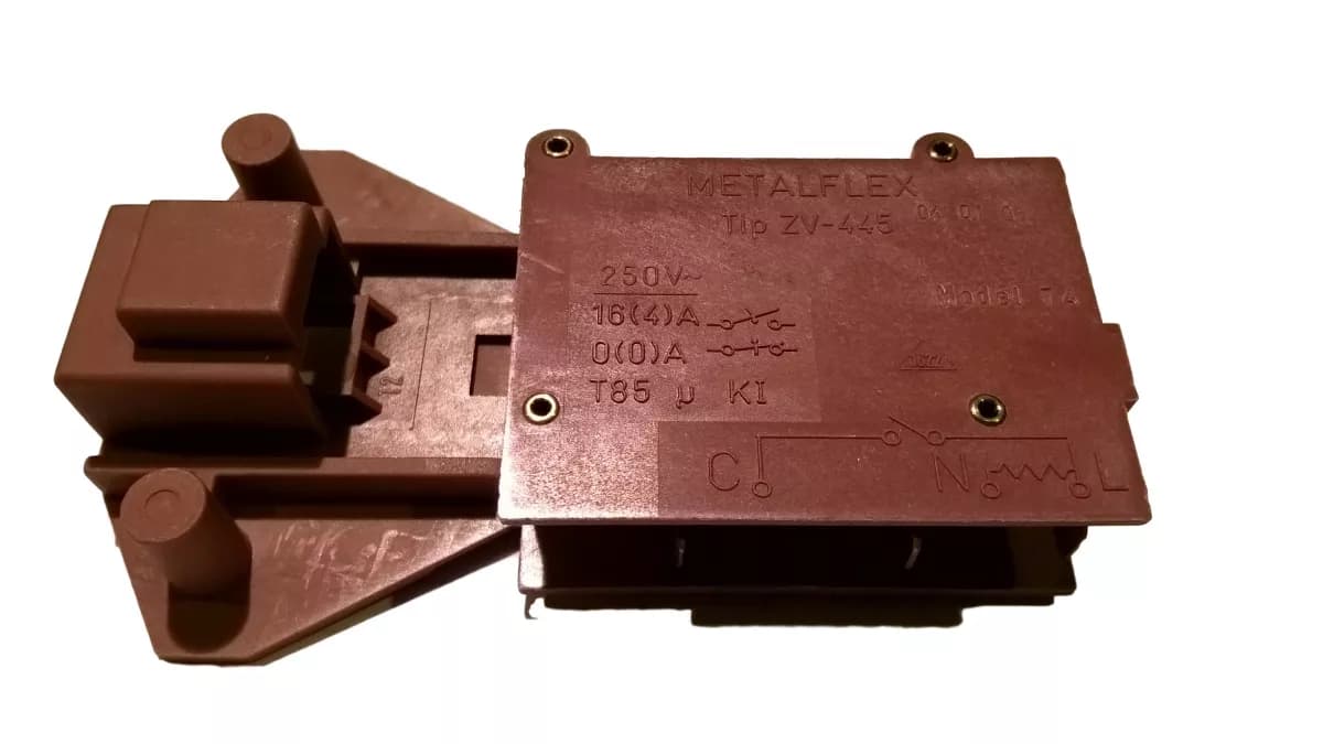 481969018108 Zámek dveří pračky Whirlpool, Indesit, Ignis