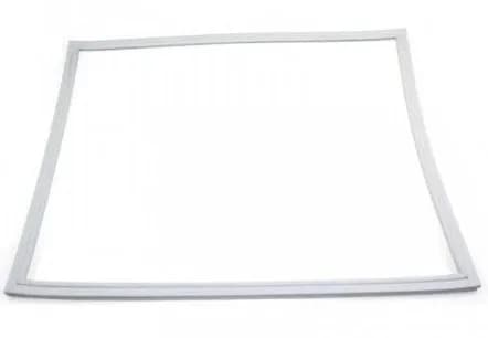 488000668736 Těsnění dveří chladničky Whirlpool / Indesit