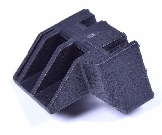 8028446 Držák skla dveří spodní levý pro Amica