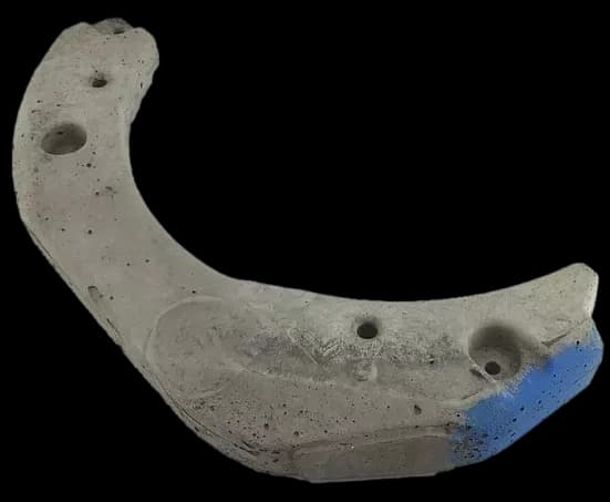 AGM30129714 Protizávaží levé pro pračky LG – stabilizuje bubny a snižuje vibrace