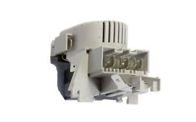 C00296812 Kondenzátor pro myčku Whirlpool/Indesit