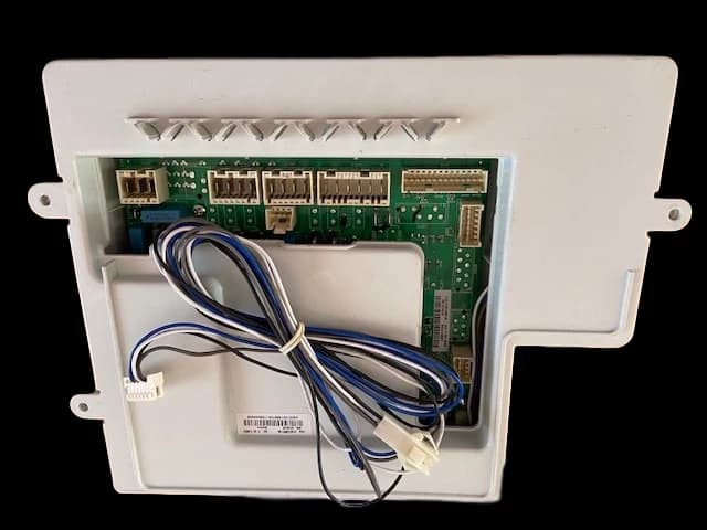 C00305936 Řídicí modul pro lednice Whirlpool a Indesit